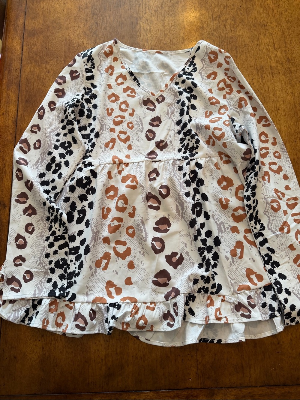 V-Neck Animal Print Babydoll Top - White, Brown, Black size, small NWT